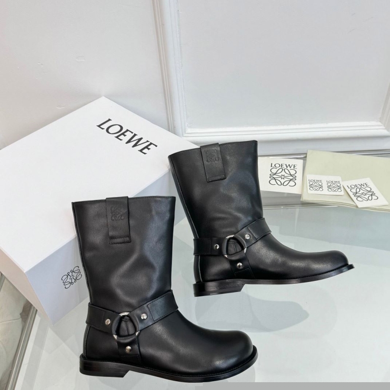 l*ew* boots
